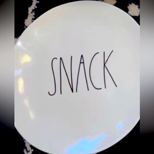 Rae Dunn Snack Plate